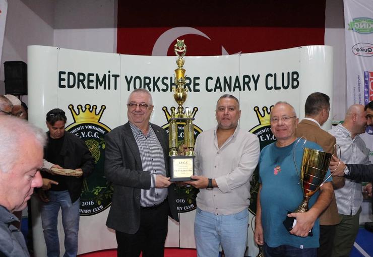 Edremit Belediyesi ve Edremit Yorkshire Kanarya Kulübü iş birliğiyle bu