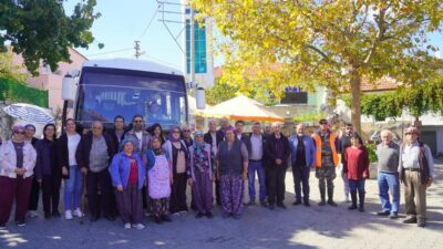 Seferihisar Belediye Başkan Vekili Fuat Gümüş, Gödence Üretici Pazarı’nı ziyaret