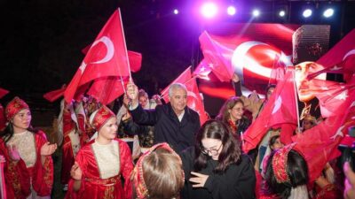 Cumhuriyet’in 103. kuruluş yıl dönümü, Kemalpaşa’da düzenlenen çeşitli etkinlik ve