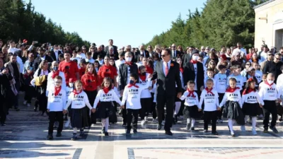 LÖSEV’in 3 Ekim’de düzenlediği Anıtkabir buluşmasına Ege Bölgesi’nden 62 otobüsle