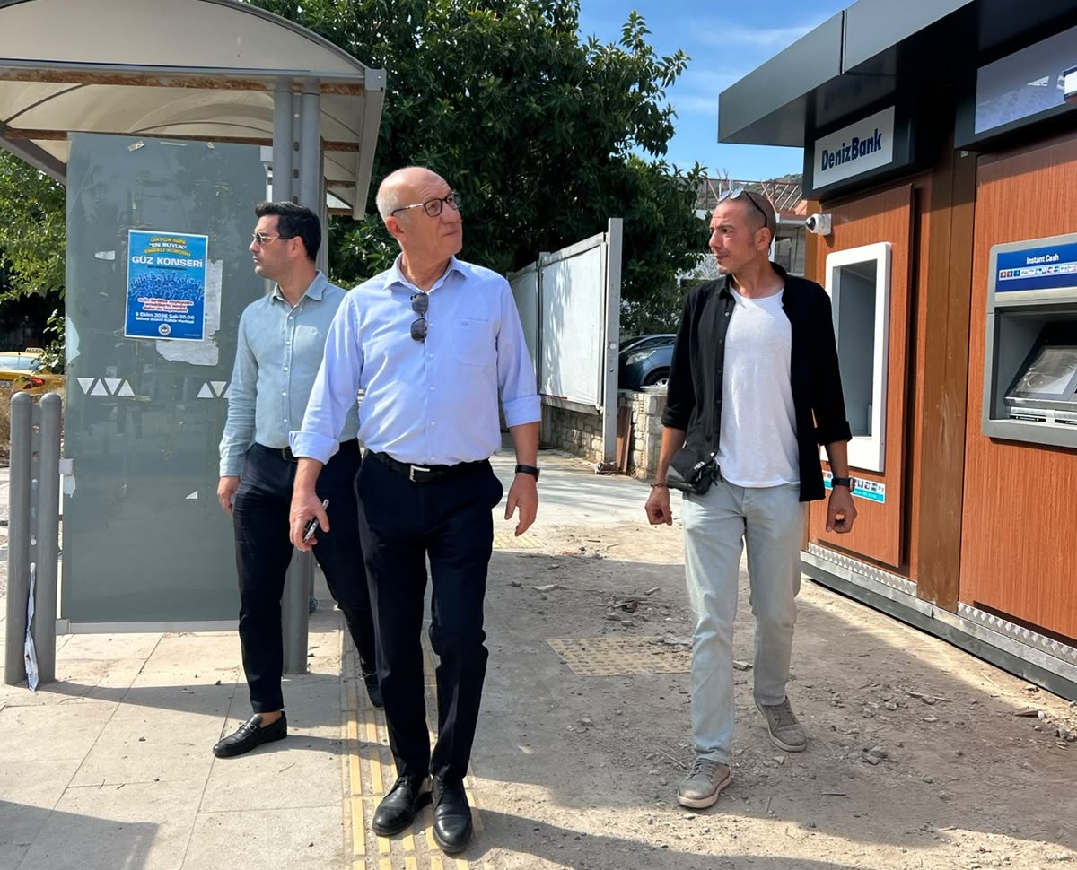 Datça Belediyesi, kent genelinde yürüttüğü altyapı, ulaşım ve kent estetiği