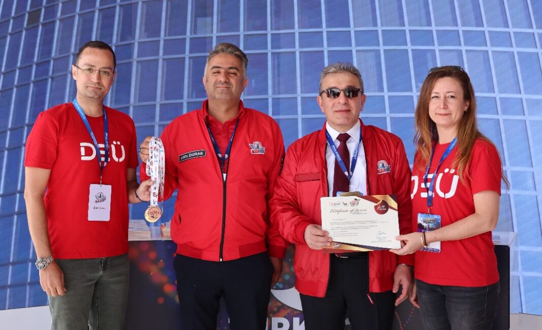 Dokuz Eylül Üniversitesi, TEKNOFEST Güneydoğu kapsamında düzenlenen yarışma ve etkinliklerde