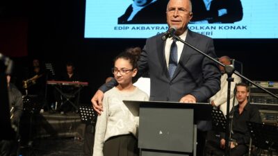 Başkan Ünal Işık: “Eğilmeyeceğim, bükülmeyeceğim”