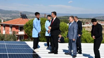 Manisa’nın Gördes ilçesinde, yenilikçi ve üreten eğitim anlayışıyla dikkat çeken
