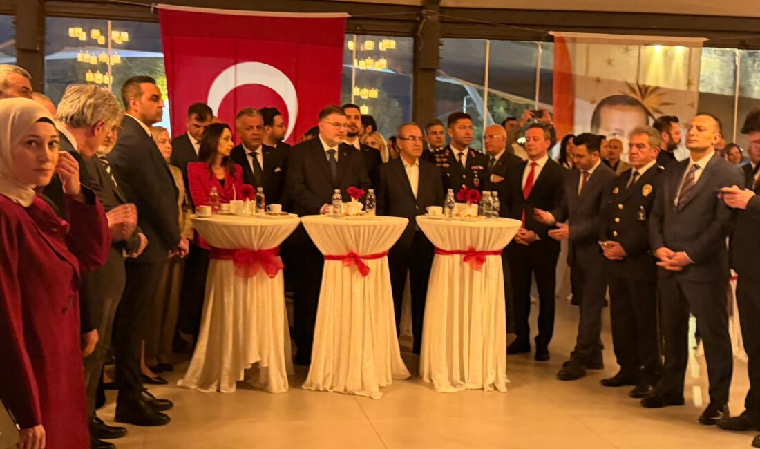 Çiğli Belediyesi tarafından 29 Ekim Cumhuriyet Bayramı’nın 103. yıl dönümü
