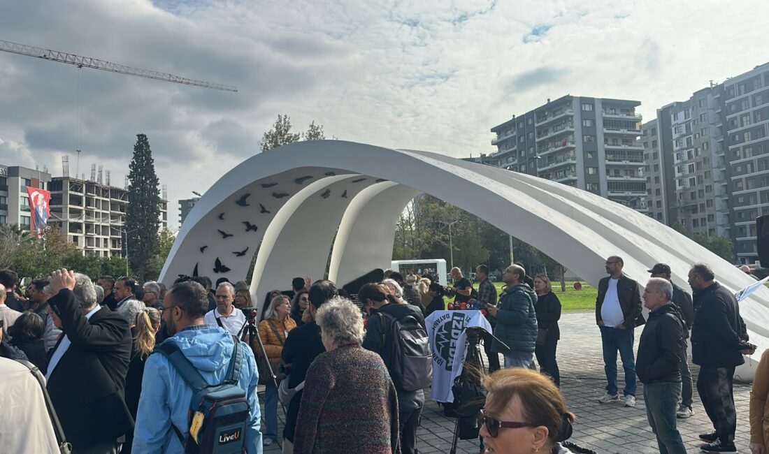30 Ekim 2020 İzmir depreminin altıncı yıl dönümünde İzmir Depremzedeleri
