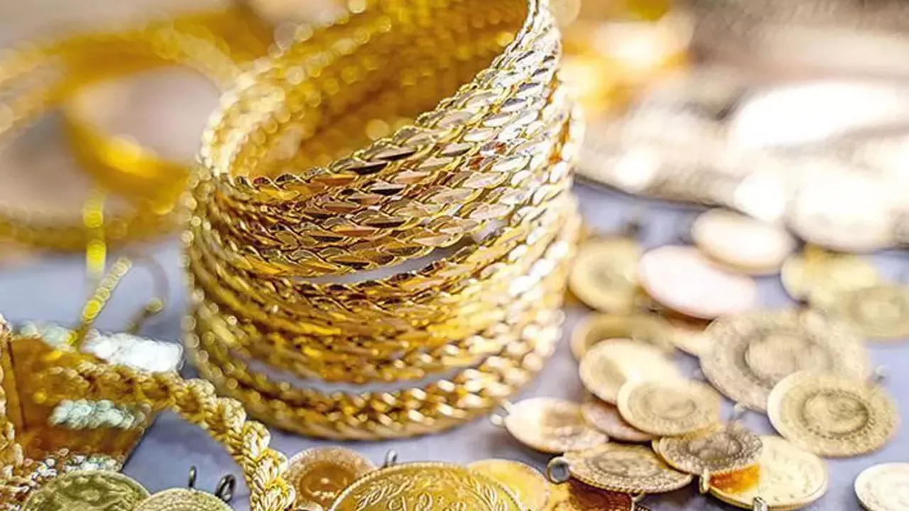 Altın fiyatları, piyasaların merakla beklediği Fed tutanakları öncesinde satış baskısı