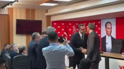 YENİ Parti İzmir İl Başkanlığı kongresinde tek aday olarak seçilen