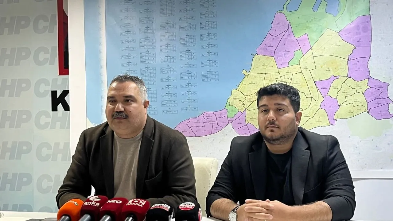 CHP Konak İlçe Başkanı Emrah Kazımoğlu, mahalle birleşmesi kararı öncesinde
