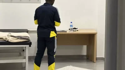 Fenerbahçe'nin Turan Tovuz'u 2-0 yendiği maçta gol atan N'Golo Kante,