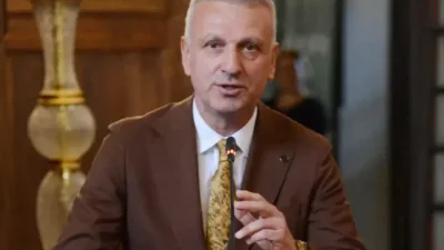 Azerbaycan’daki başörtüsü uygulamalarına yönelik açıklamalarıyla gündeme gelen Oktay Saral, görevden