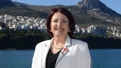 Karaburun Belediye Başkanı İlkay Girgin Erdoğan, Yeni Parti’den istifa etme