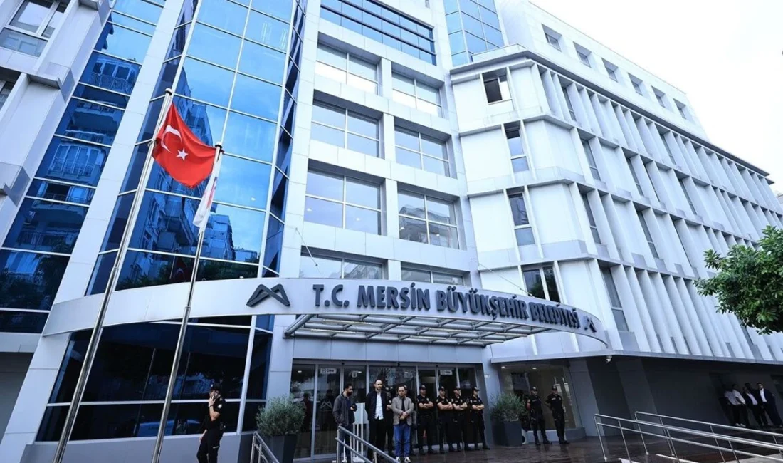 Mersin’de 3 belediyeye yönelik soruşturma kapsamında Vahap Seçer dahil 59