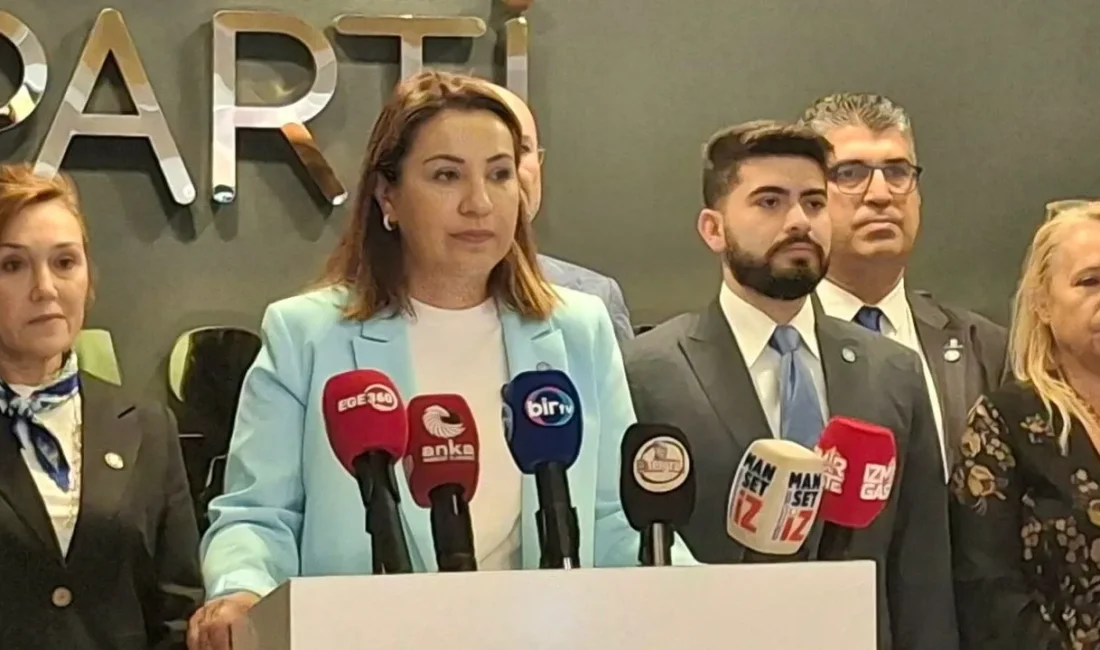 İYİ Parti İzmir İl Başkanı Ülkü Doğan, Cemil Tugay’ın AK