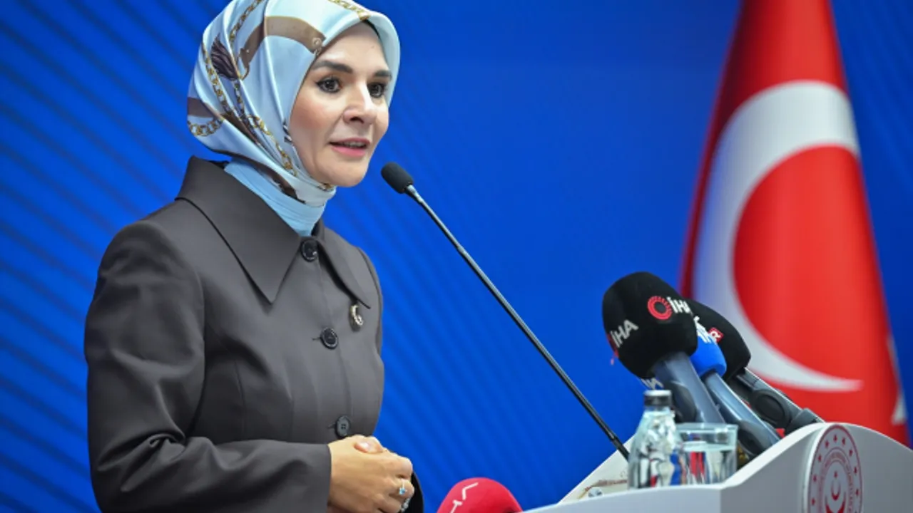 Bakan Göktaş, Ümit Özlale’nin ailesine ilişkin 830 milyon liralık fon