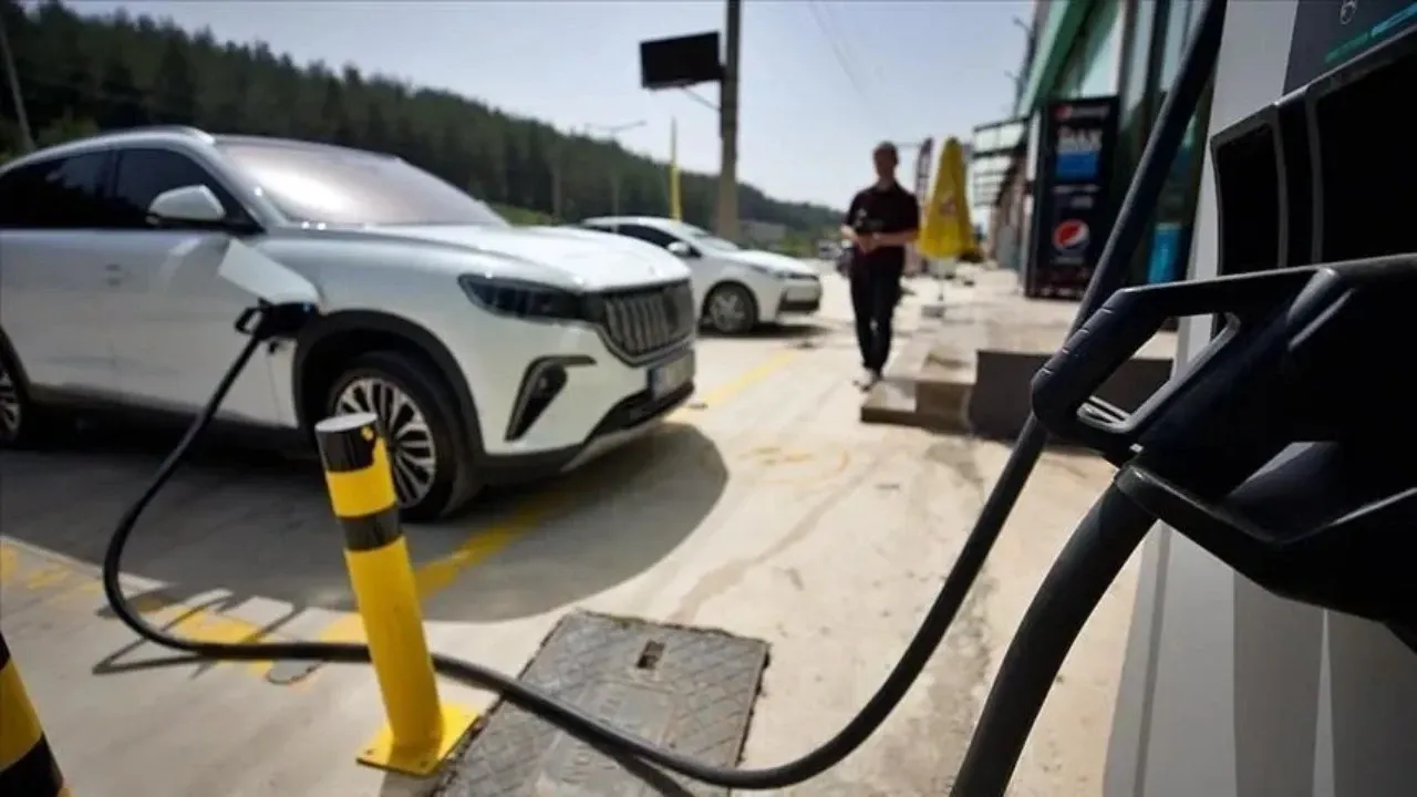 Avrupa'da elektrikli otomobil satışları yüzde 41,9 artarken Türkiye'de yüzde 9,08